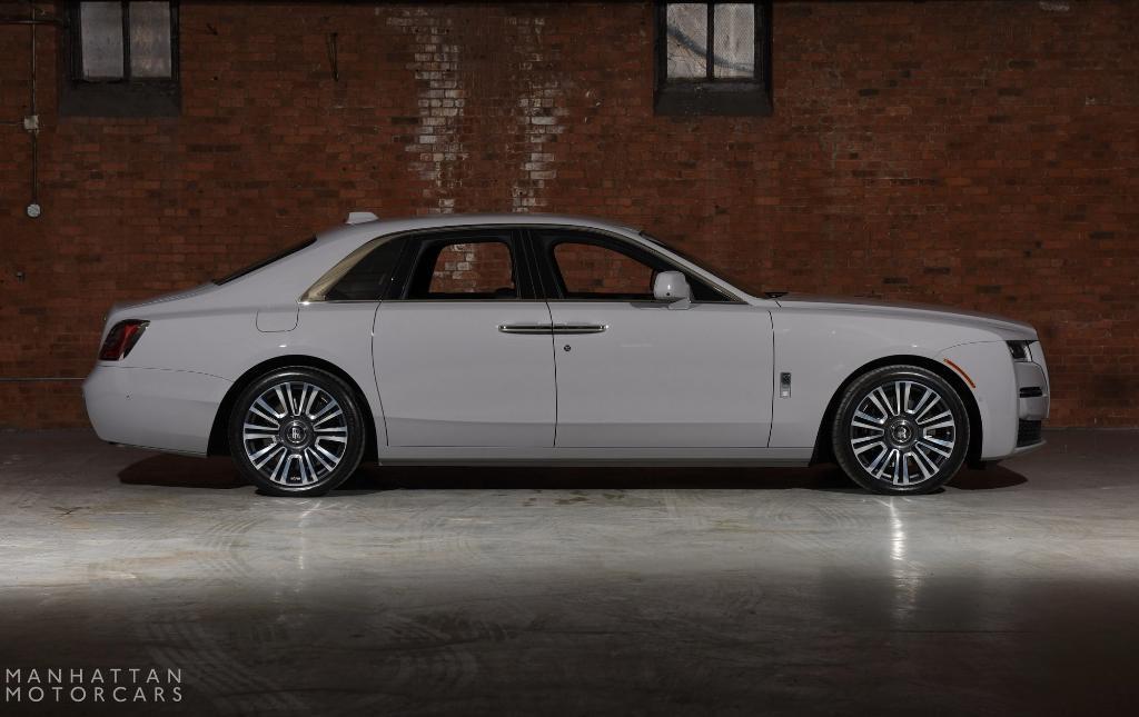 used 2022 Rolls-Royce Ghost car, priced at $289,995