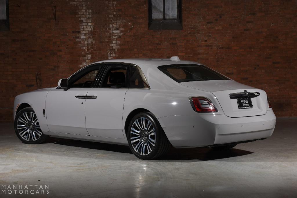 used 2022 Rolls-Royce Ghost car, priced at $289,995