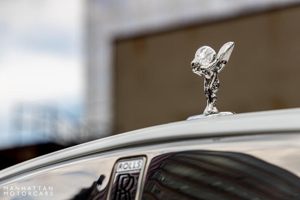 new 2024 Rolls-Royce Cullinan car, priced at $421,675