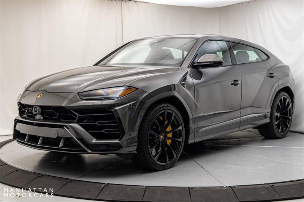 used 2022 Lamborghini Urus car, priced at $239,995