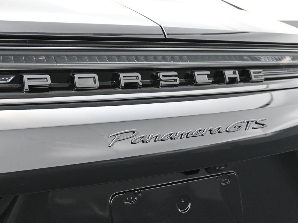 new 2026 Porsche Panamera car, priced at $189,000