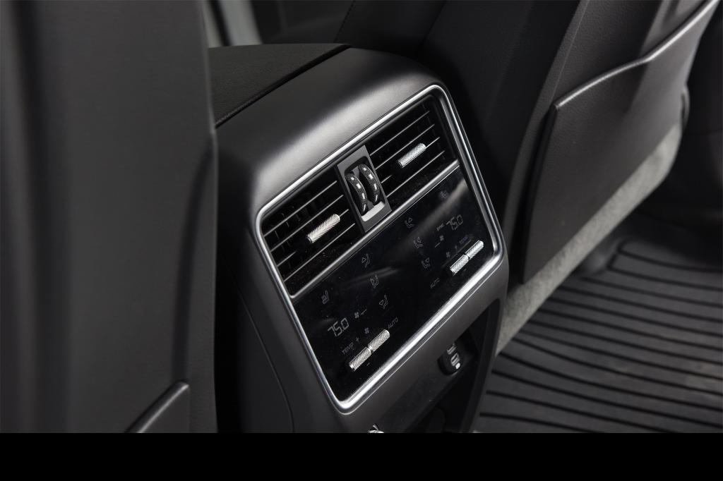 used 2021 Porsche Cayenne car, priced at $39,495
