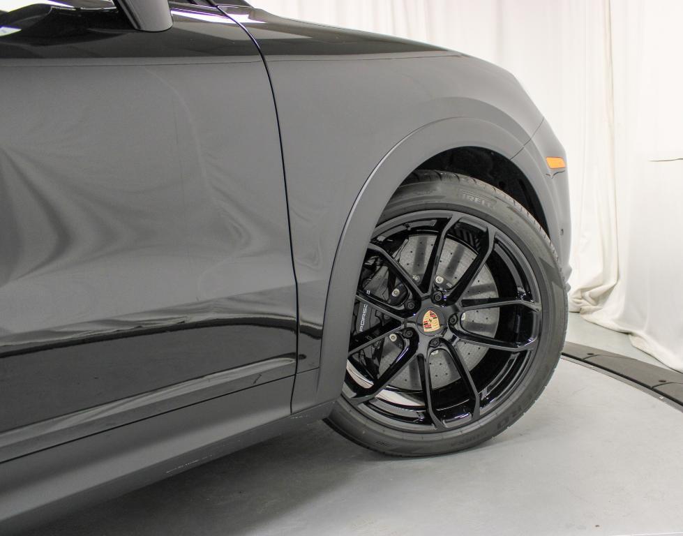 new 2025 Porsche Cayenne car, priced at $230,995