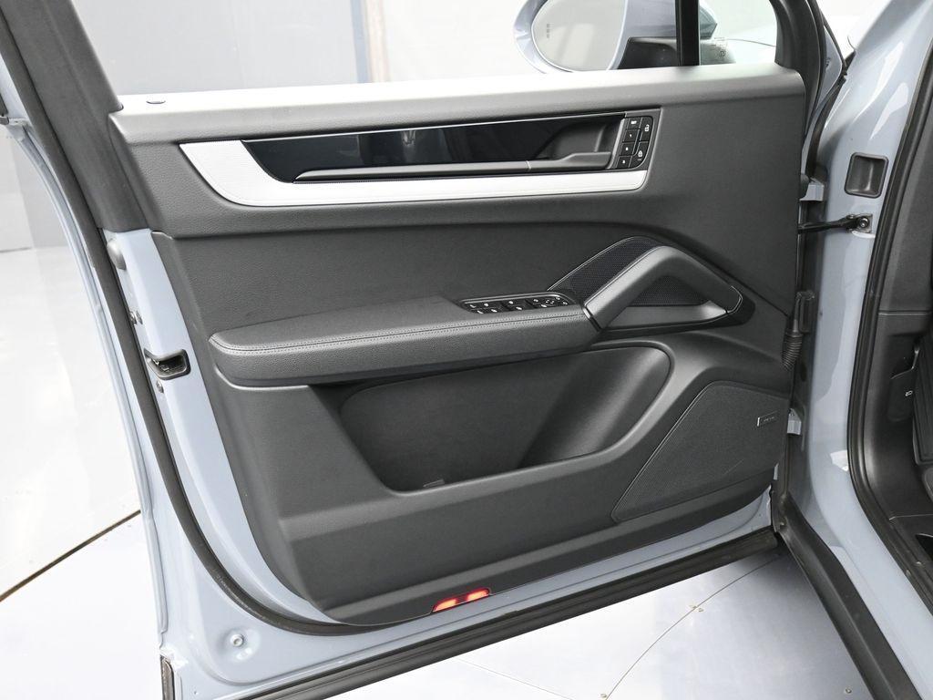 used 2025 Porsche Cayenne car, priced at $92,995