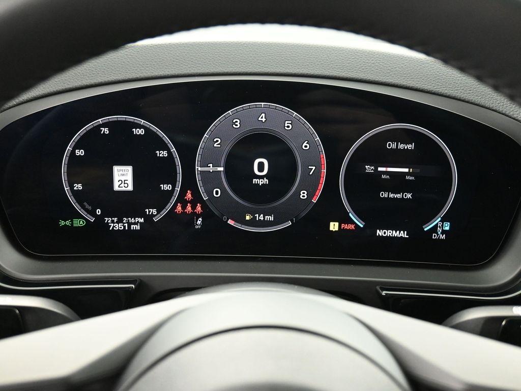 used 2025 Porsche Cayenne car, priced at $94,995