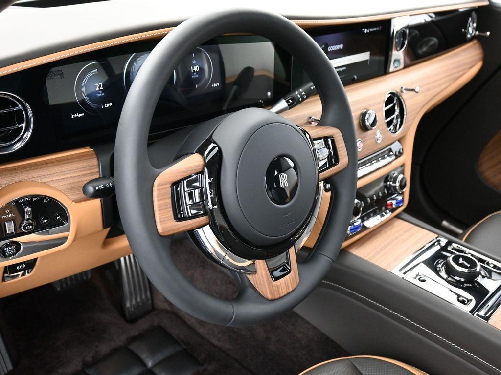 new 2026 Rolls-Royce Spectre car, priced at $459,550