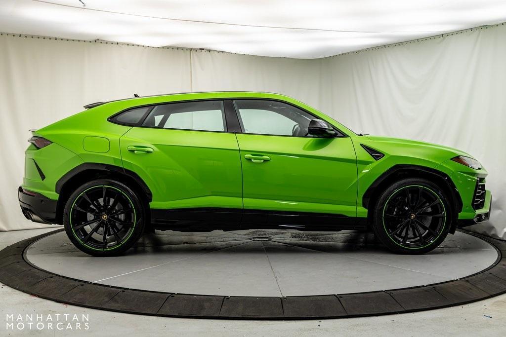 used 2021 Lamborghini Urus car, priced at $265,500