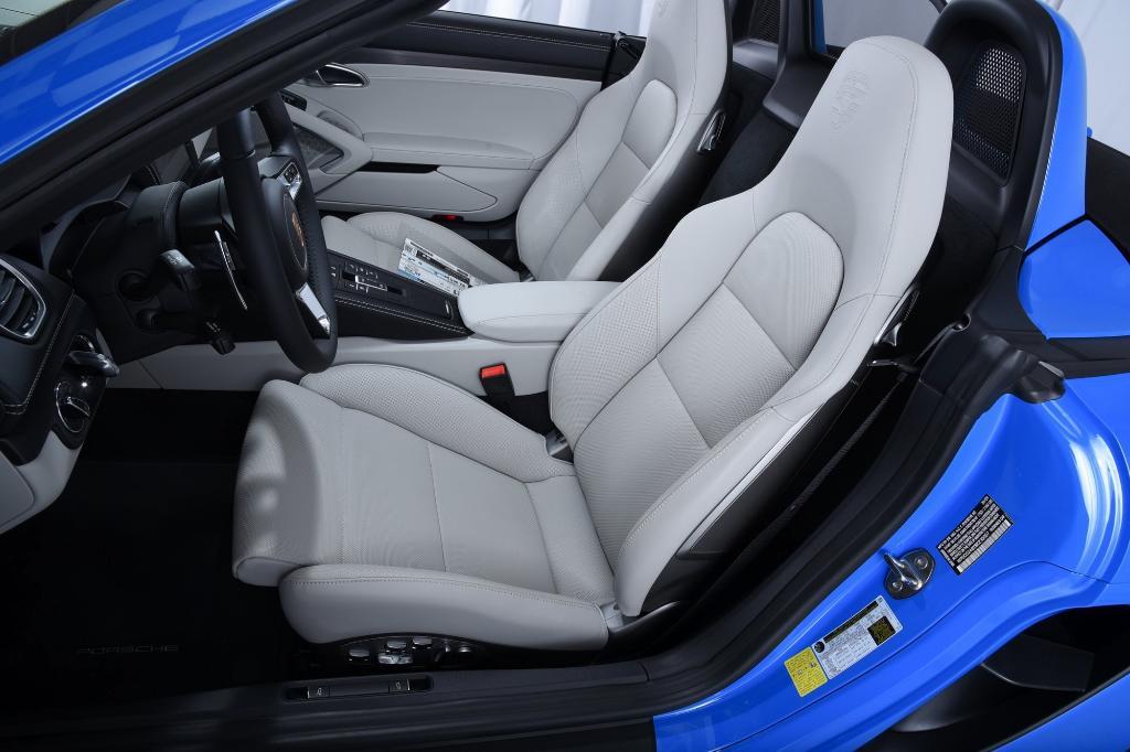 used 2025 Porsche 718 Boxster car, priced at $128,995