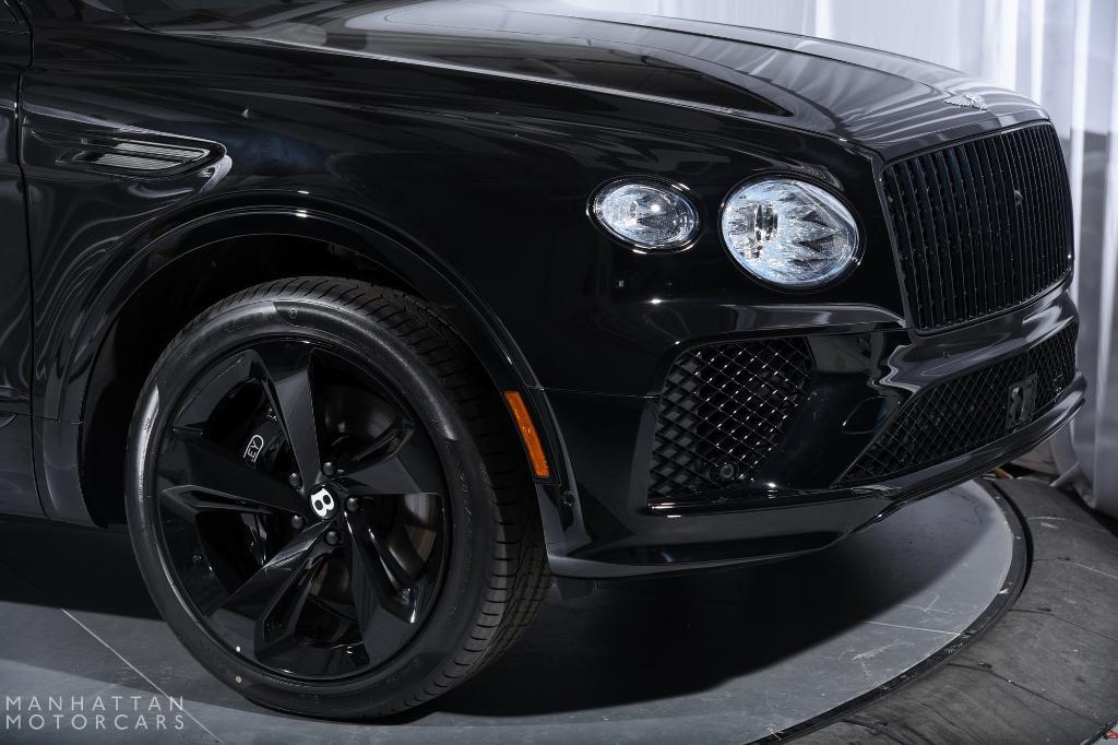 new 2025 Bentley Bentayga car, priced at $302,135