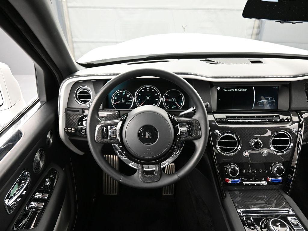 used 2021 Rolls-Royce Cullinan car, priced at $294,995