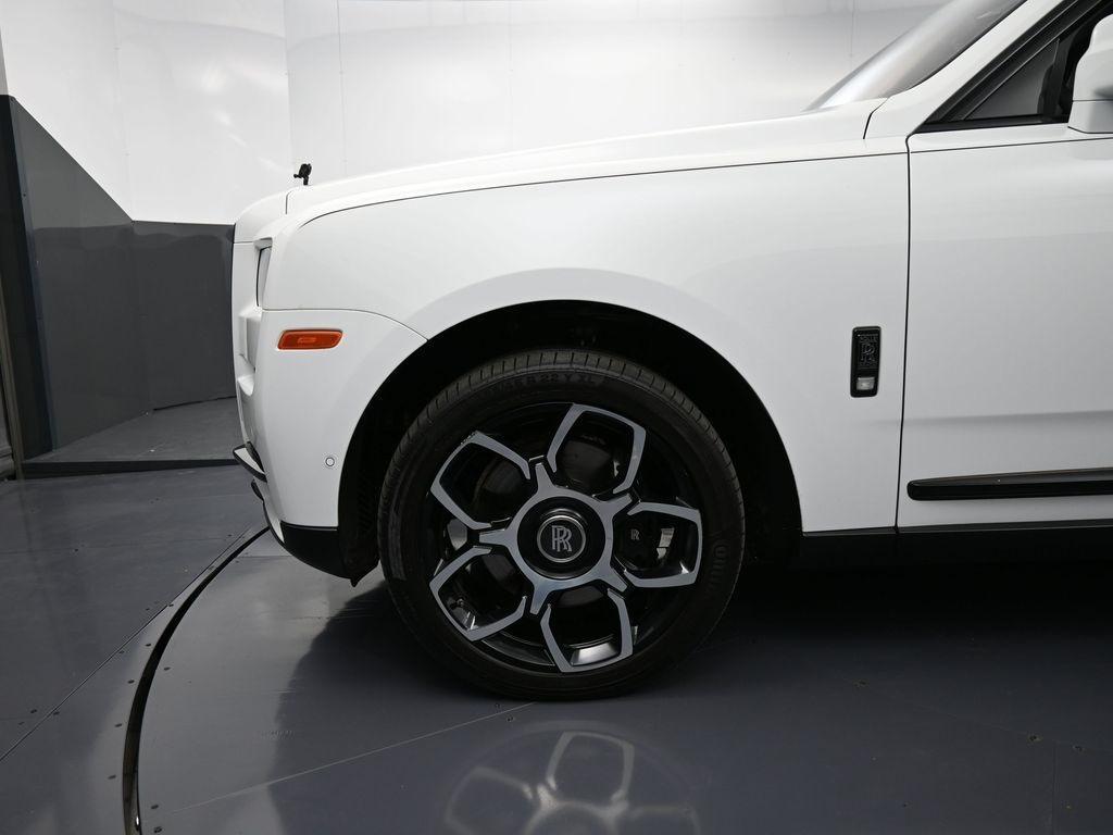 used 2021 Rolls-Royce Cullinan car, priced at $294,995