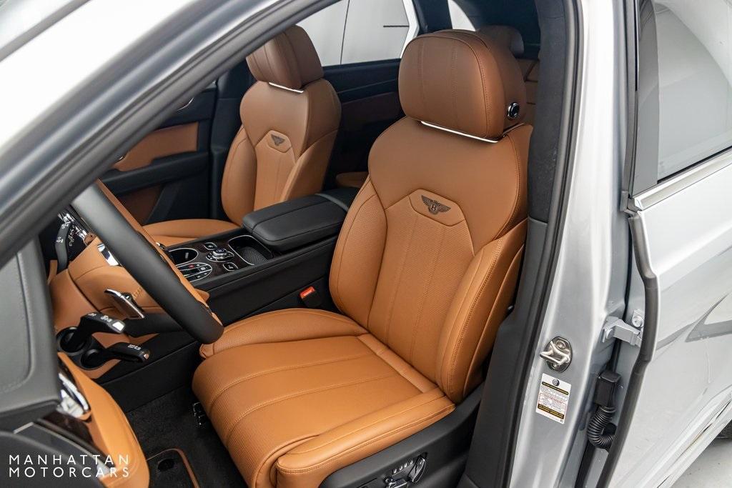 new 2024 Bentley Bentayga Hybrid car, priced at $224,905