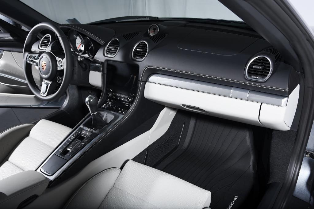 used 2025 Porsche 718 Boxster car, priced at $122,995