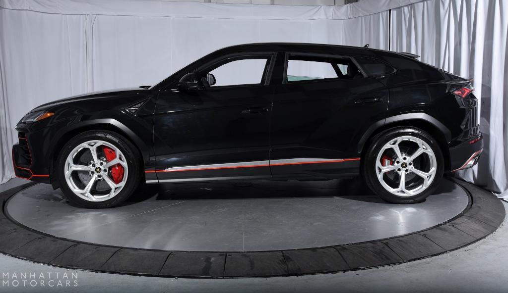used 2021 Lamborghini Urus car, priced at $214,995