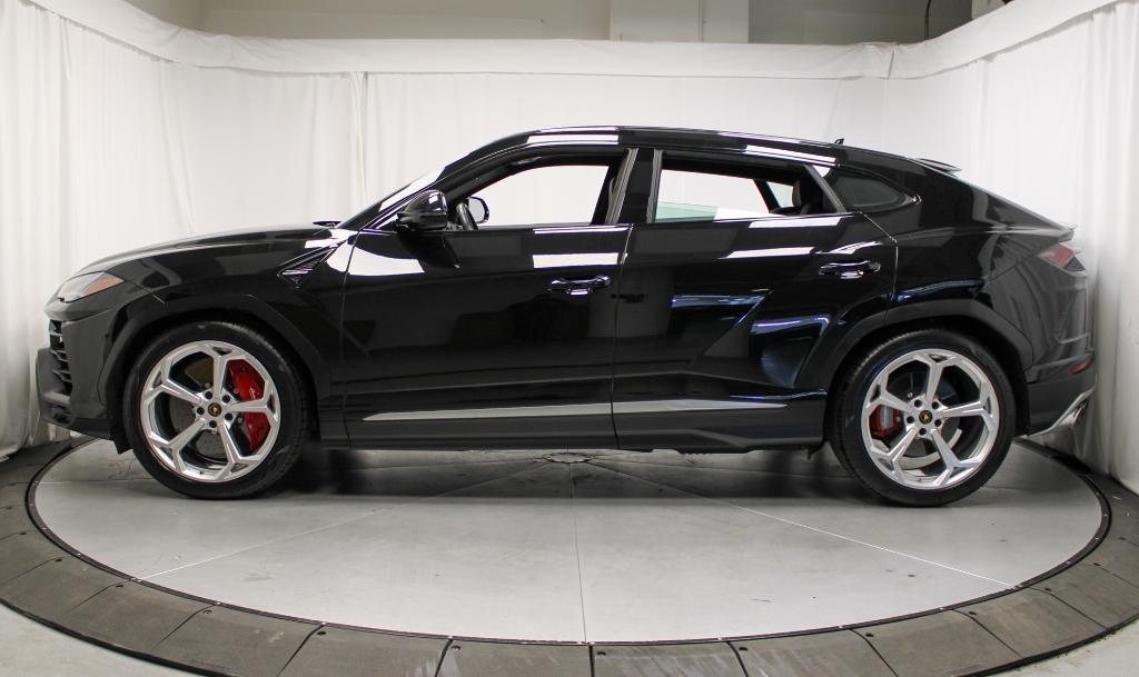 used 2021 Lamborghini Urus car, priced at $198,995