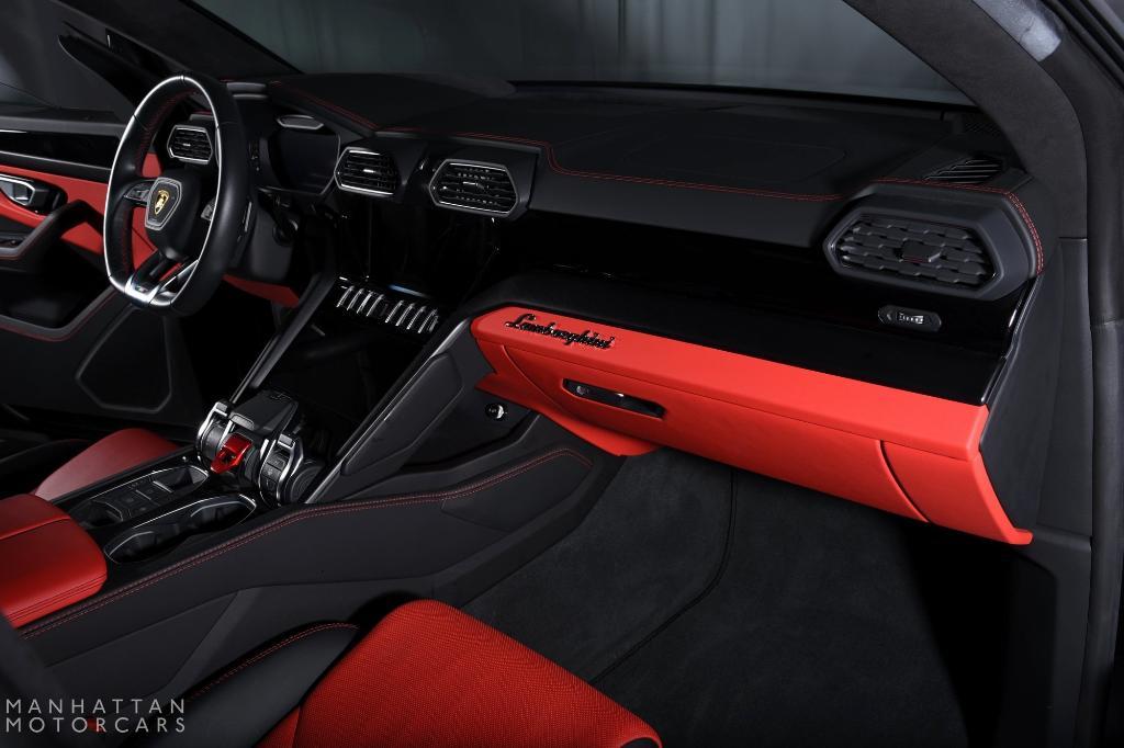 used 2021 Lamborghini Urus car, priced at $214,995