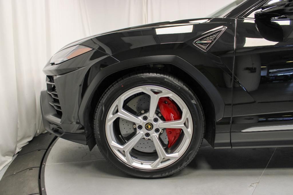 used 2021 Lamborghini Urus car, priced at $198,995