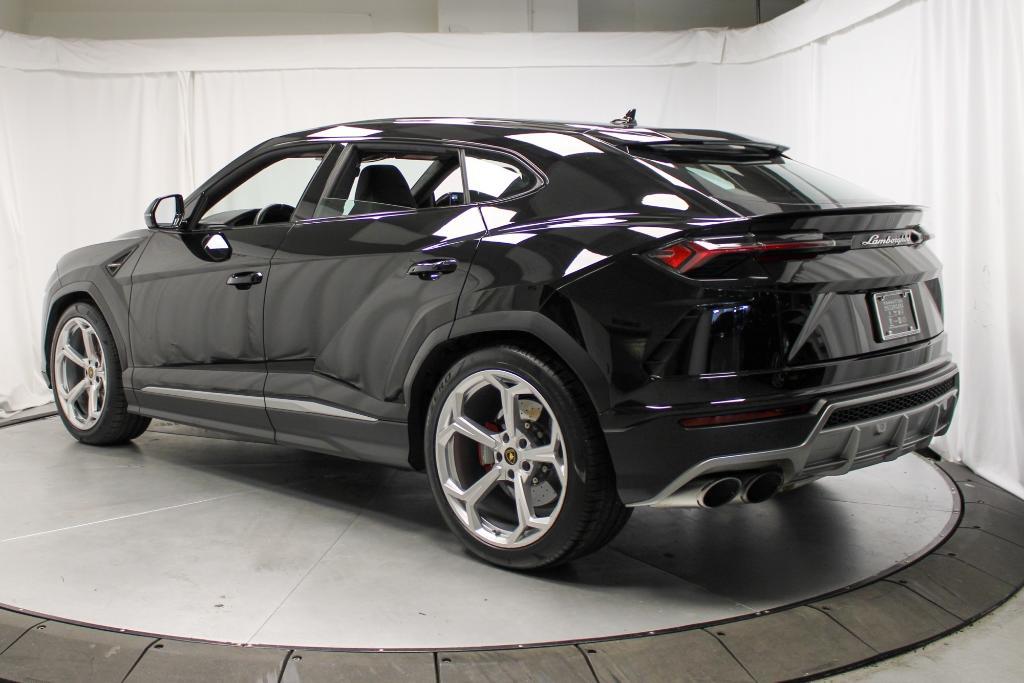 used 2021 Lamborghini Urus car, priced at $198,995