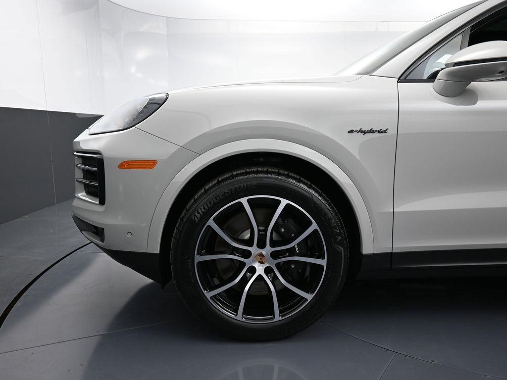 new 2026 Porsche Cayenne car, priced at $124,380