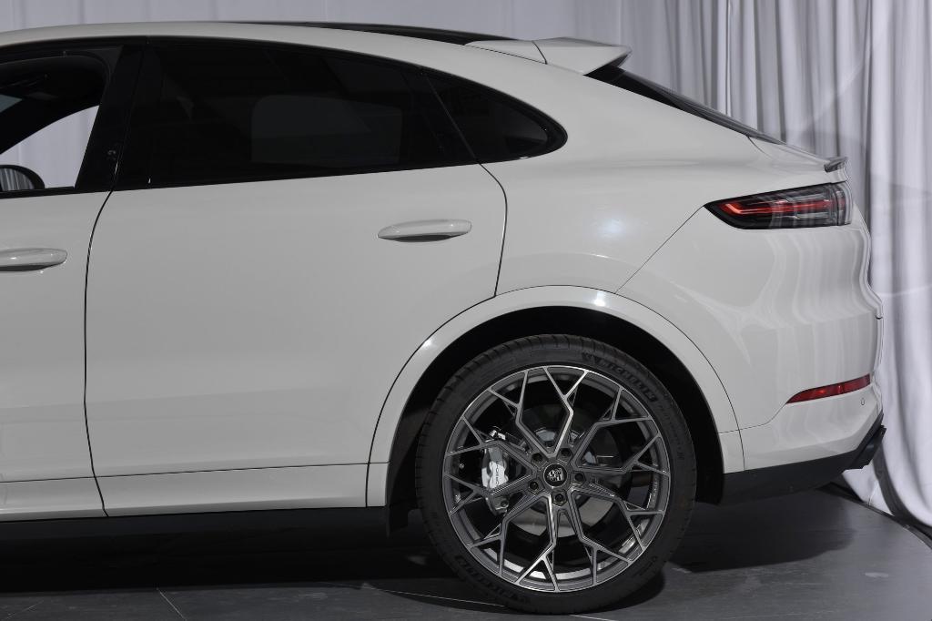 used 2020 Porsche Cayenne car, priced at $92,995
