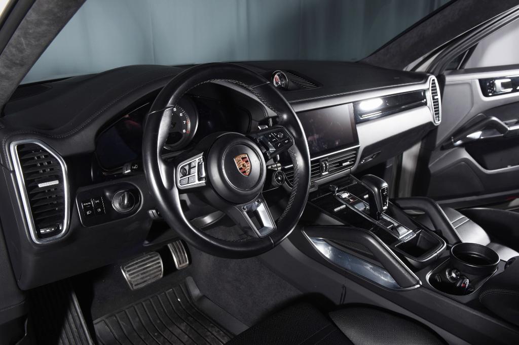 used 2020 Porsche Cayenne car, priced at $92,995