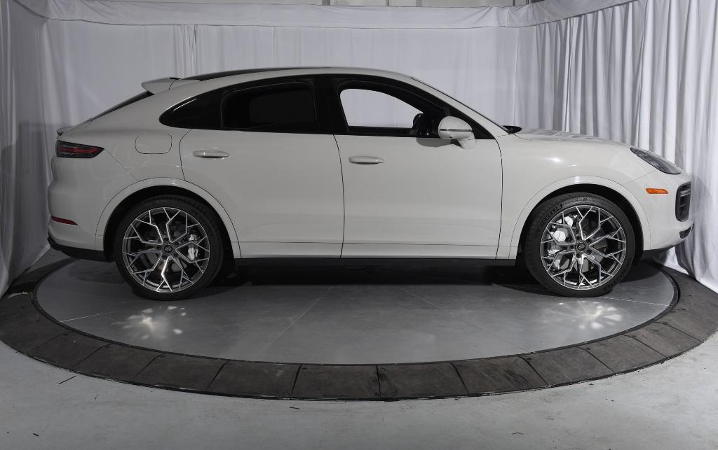 used 2020 Porsche Cayenne car, priced at $92,995