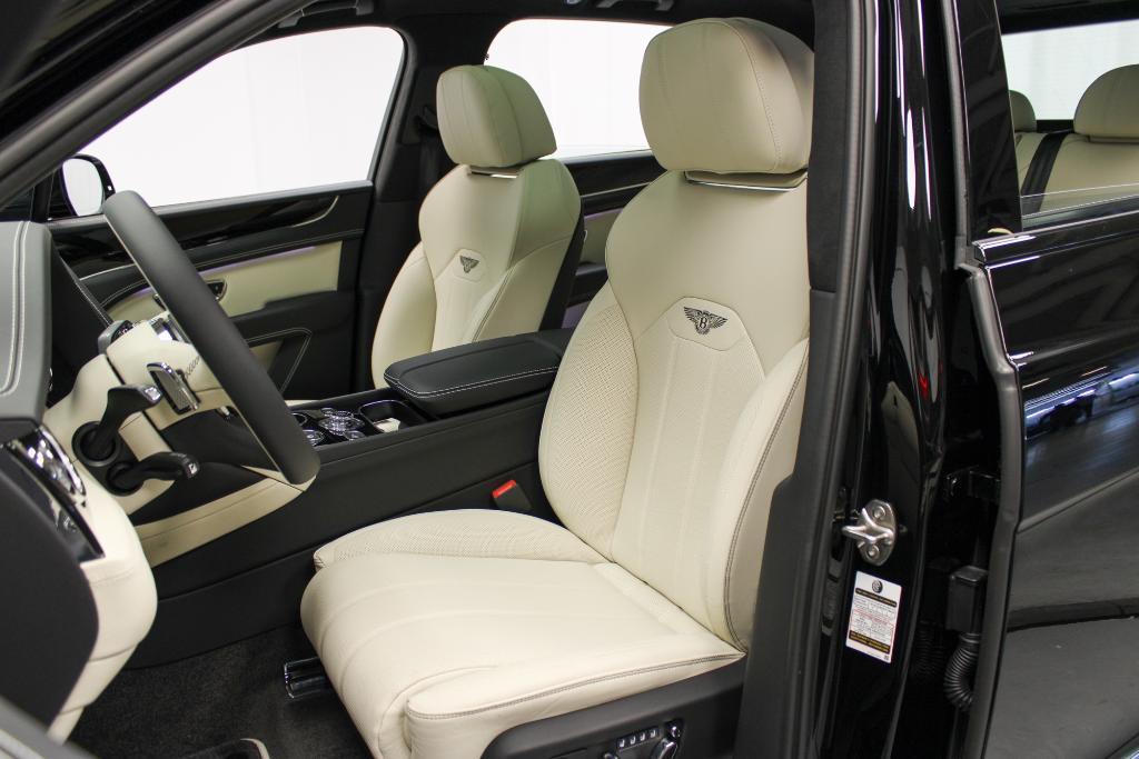 new 2025 Bentley Bentayga car, priced at $242,865