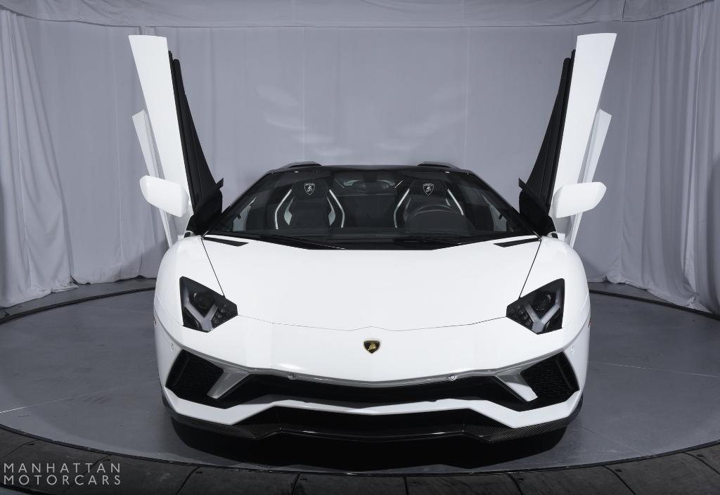 used 2018 Lamborghini Aventador S car, priced at $499,995
