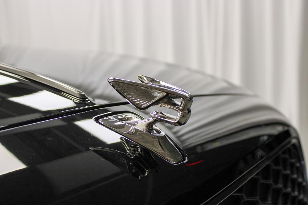 new 2025 Bentley Flying Spur car, priced at $326,225