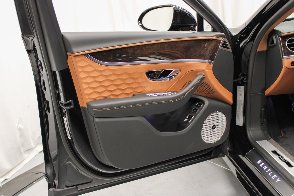new 2025 Bentley Flying Spur car, priced at $326,225