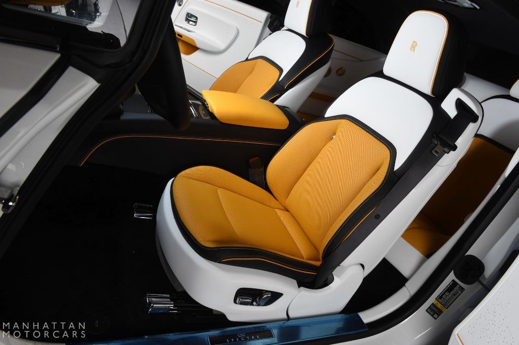 new 2025 Rolls-Royce Spectre car, priced at $559,875