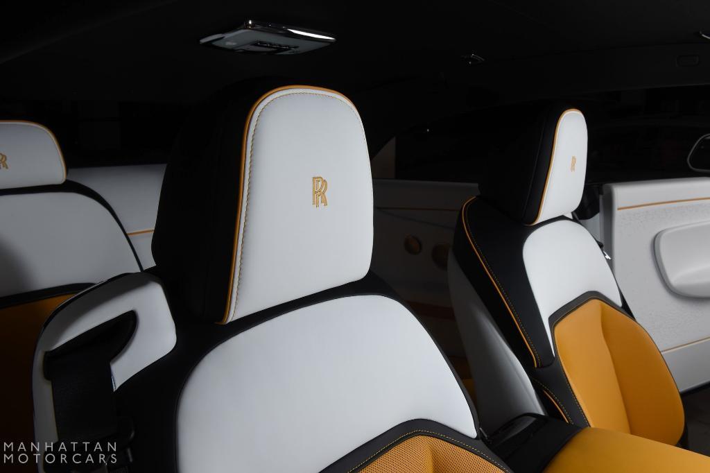 new 2025 Rolls-Royce Spectre car, priced at $559,875
