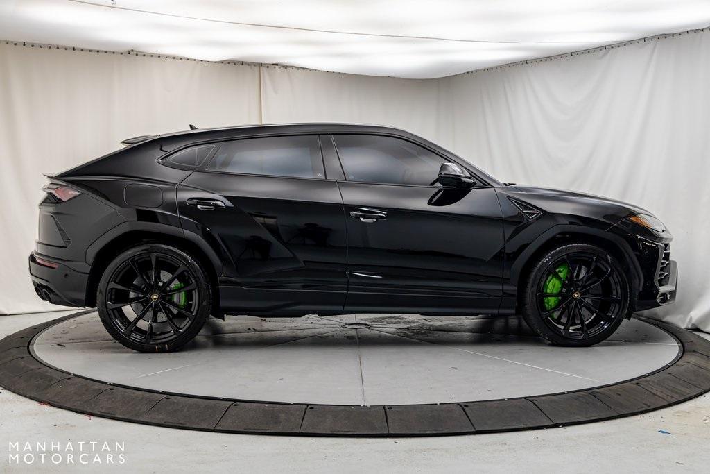 used 2022 Lamborghini Urus car, priced at $235,500