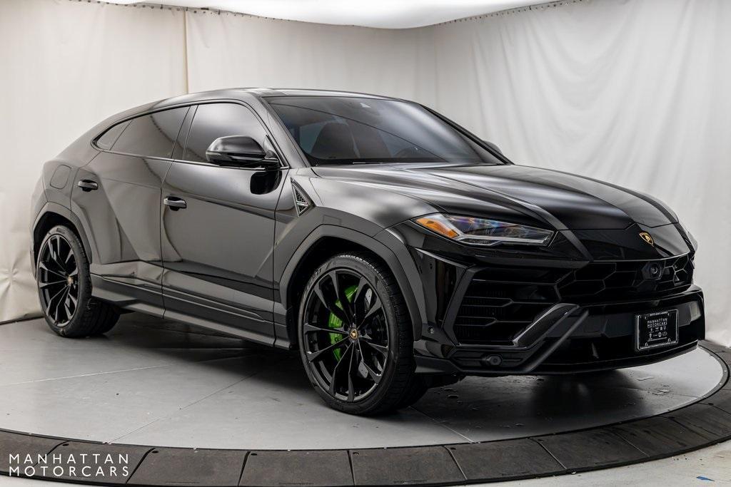 used 2022 Lamborghini Urus car, priced at $229,995