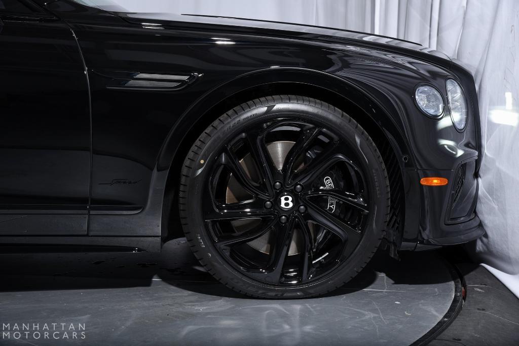 new 2025 Bentley Flying Spur car, priced at $349,690