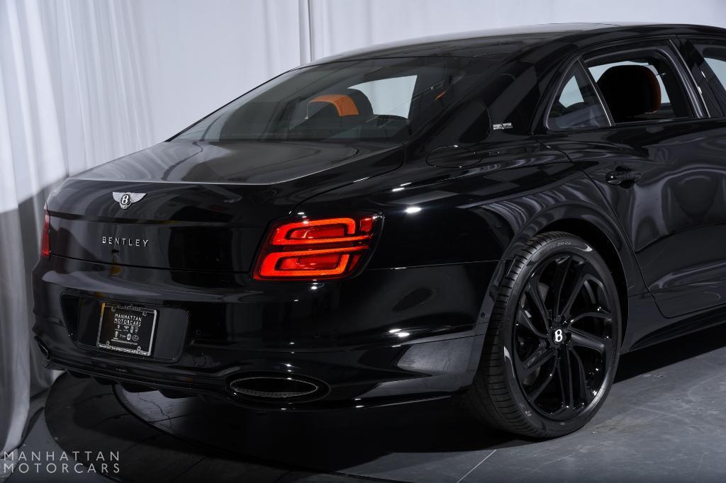 new 2025 Bentley Flying Spur car, priced at $349,690