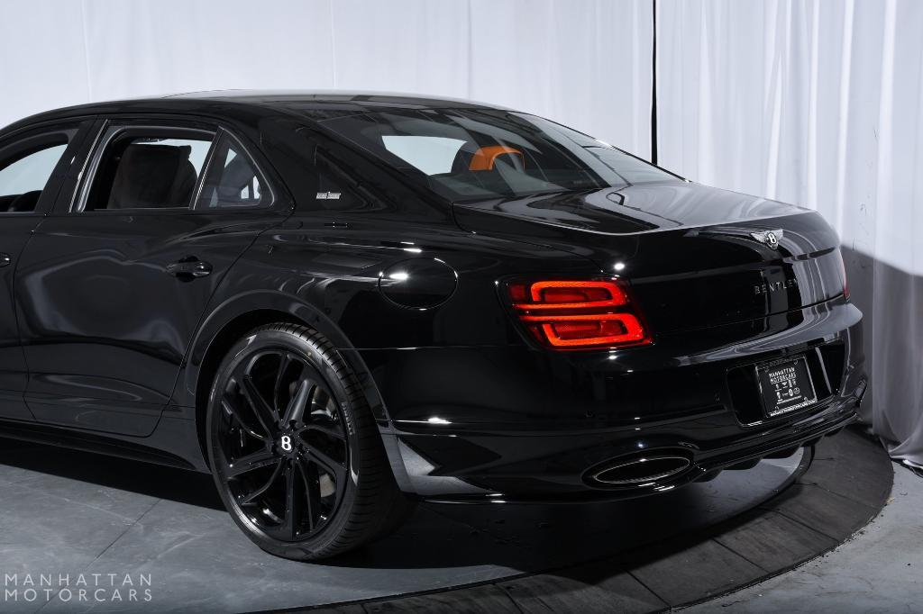 new 2025 Bentley Flying Spur car, priced at $349,690