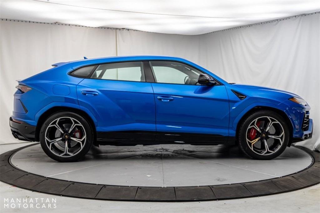 used 2022 Lamborghini Urus car, priced at $237,995