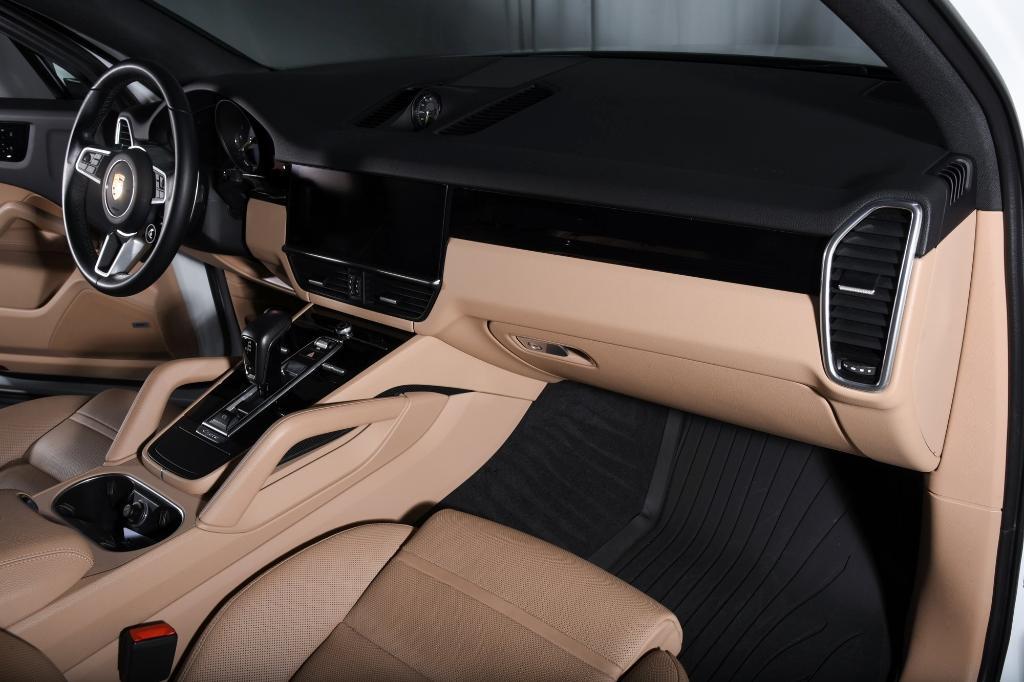 used 2021 Porsche Cayenne E-Hybrid car, priced at $74,995
