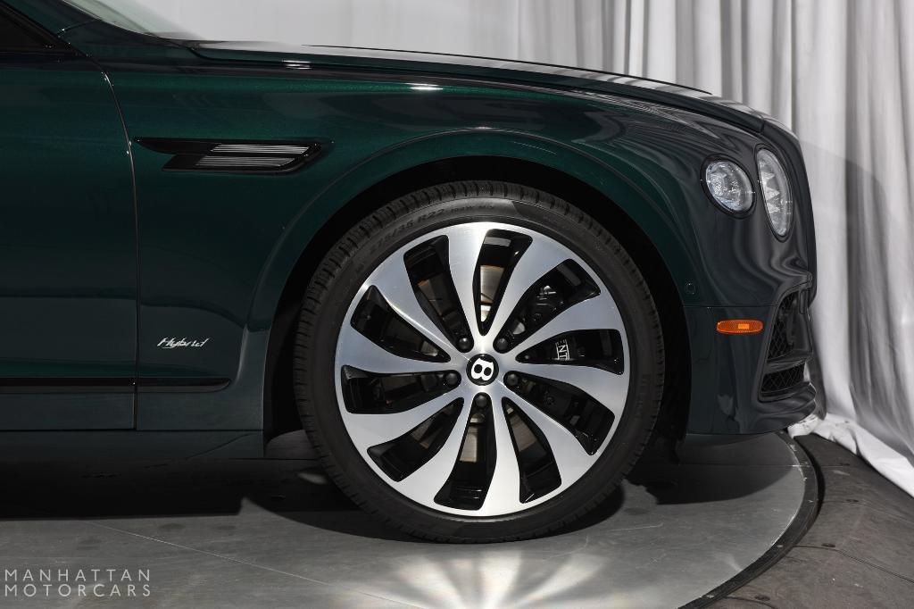 used 2022 Bentley Flying Spur Hybrid car, priced at $179,995
