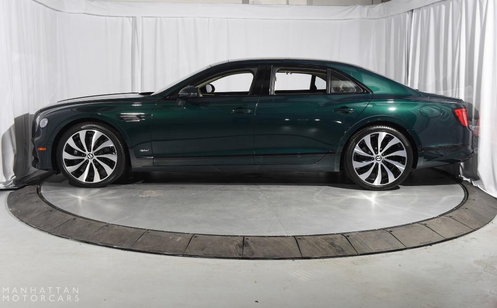 used 2022 Bentley Flying Spur Hybrid car, priced at $179,995
