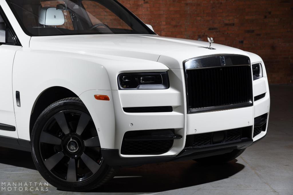 used 2022 Rolls-Royce Cullinan car, priced at $299,995
