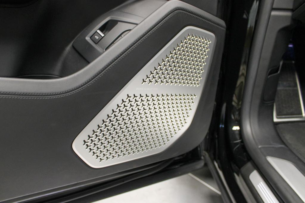 used 2019 Lamborghini Urus car, priced at $176,995