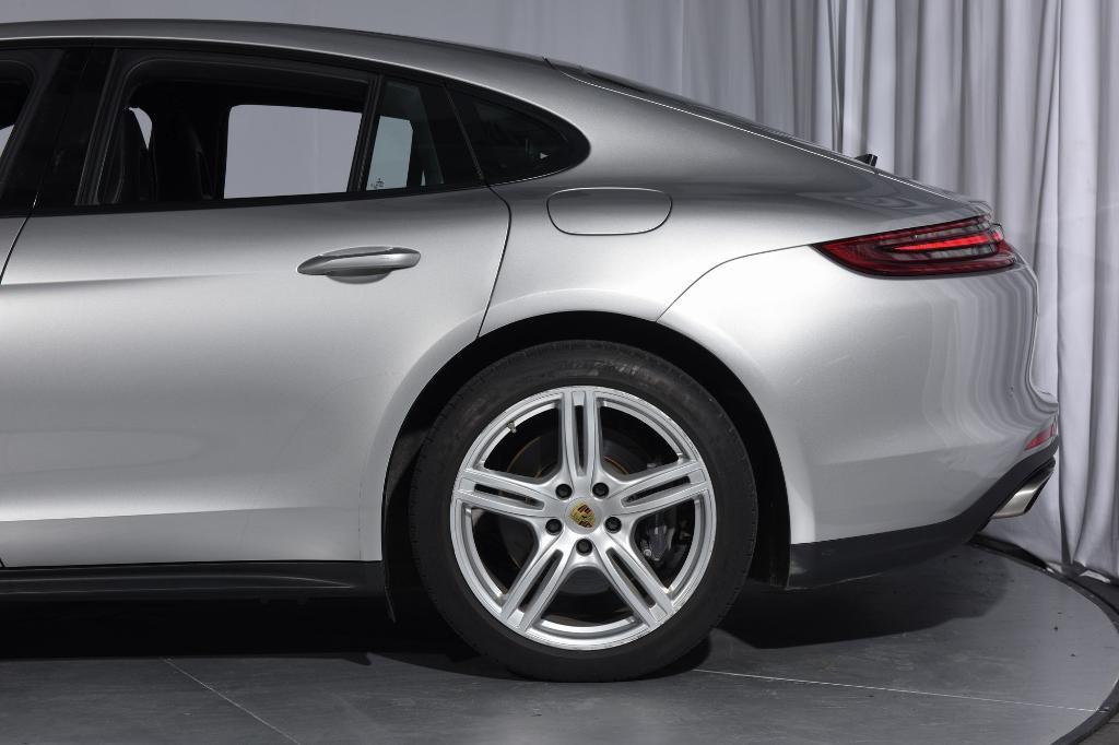 used 2018 Porsche Panamera e-Hybrid car, priced at $58,995