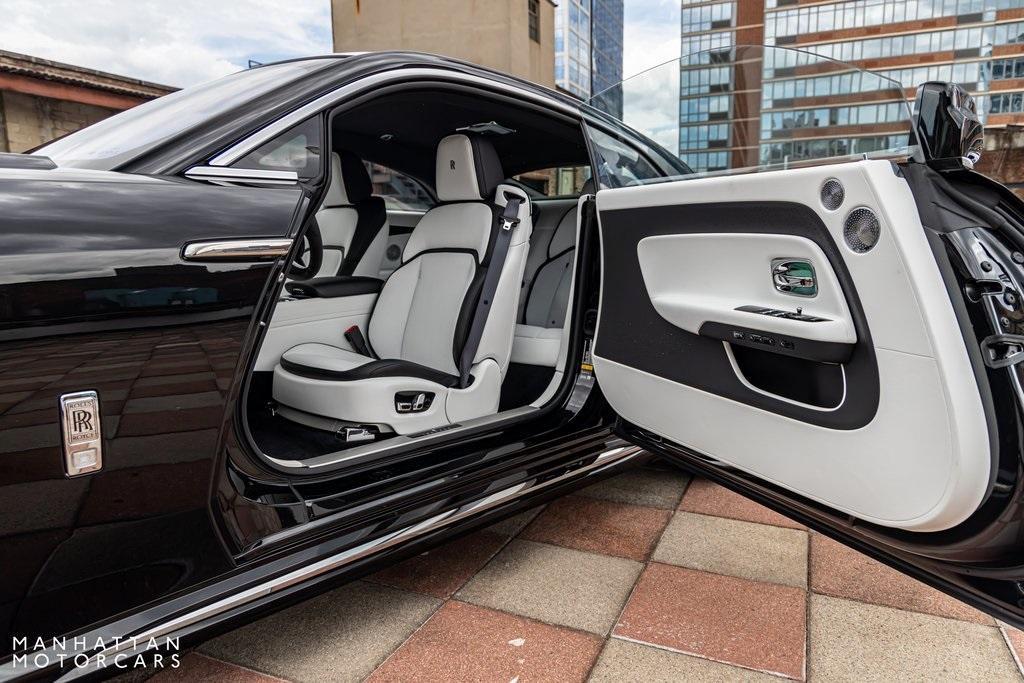 new 2024 Rolls-Royce Spectre car, priced at $493,200