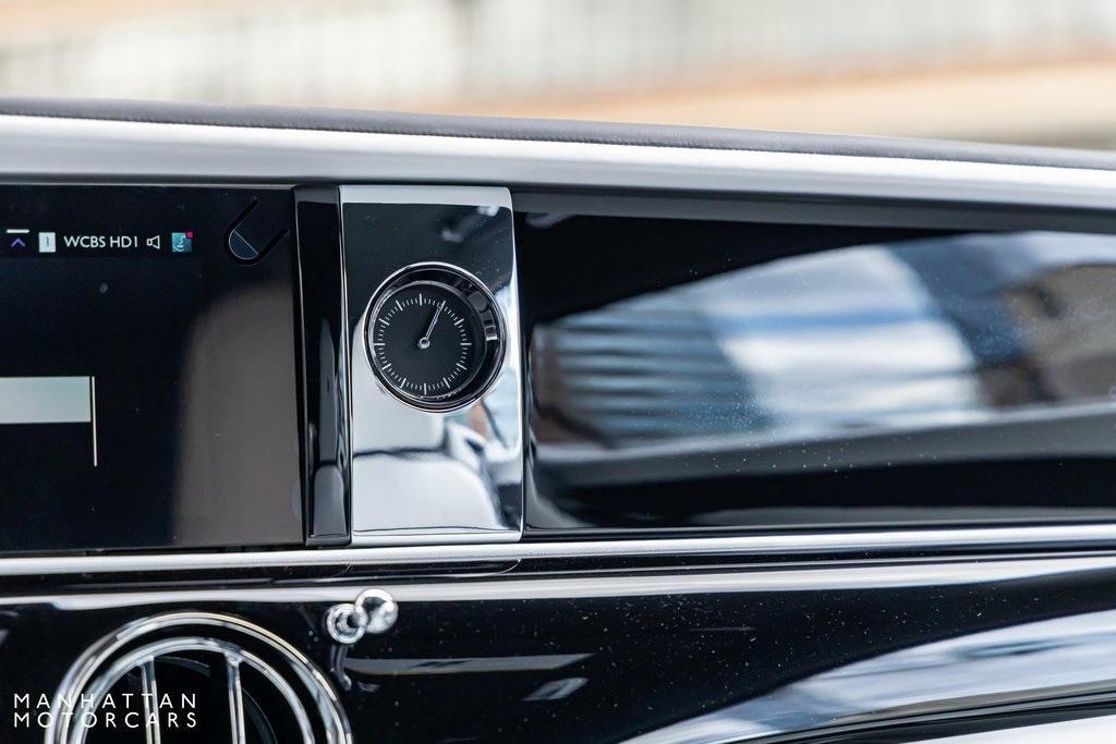 new 2024 Rolls-Royce Spectre car, priced at $493,200