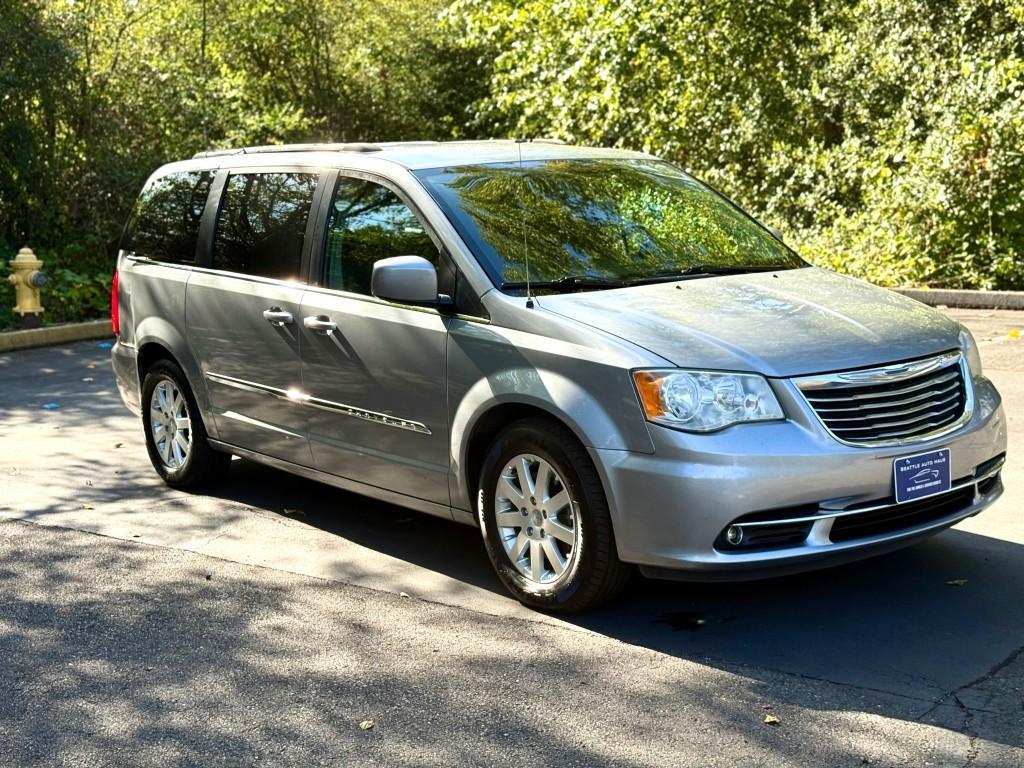 used 2014 Chrysler Town & Country car, priced at $8,999