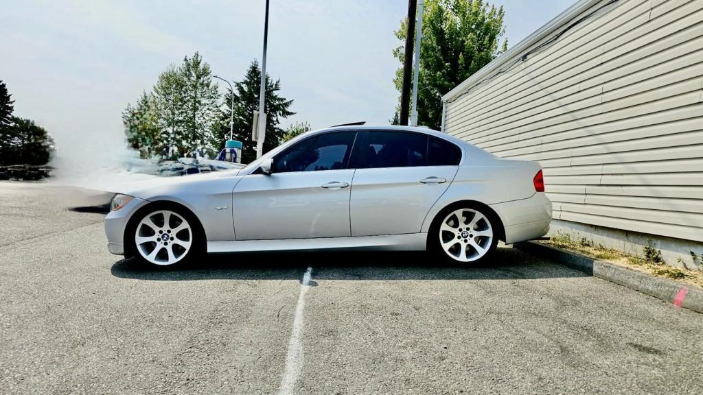 used 2006 BMW 330 car, priced at $6,691