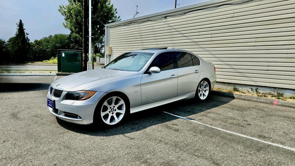 used 2006 BMW 330 car, priced at $6,691