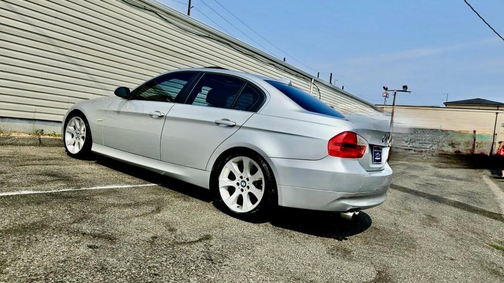 used 2006 BMW 330 car, priced at $6,691